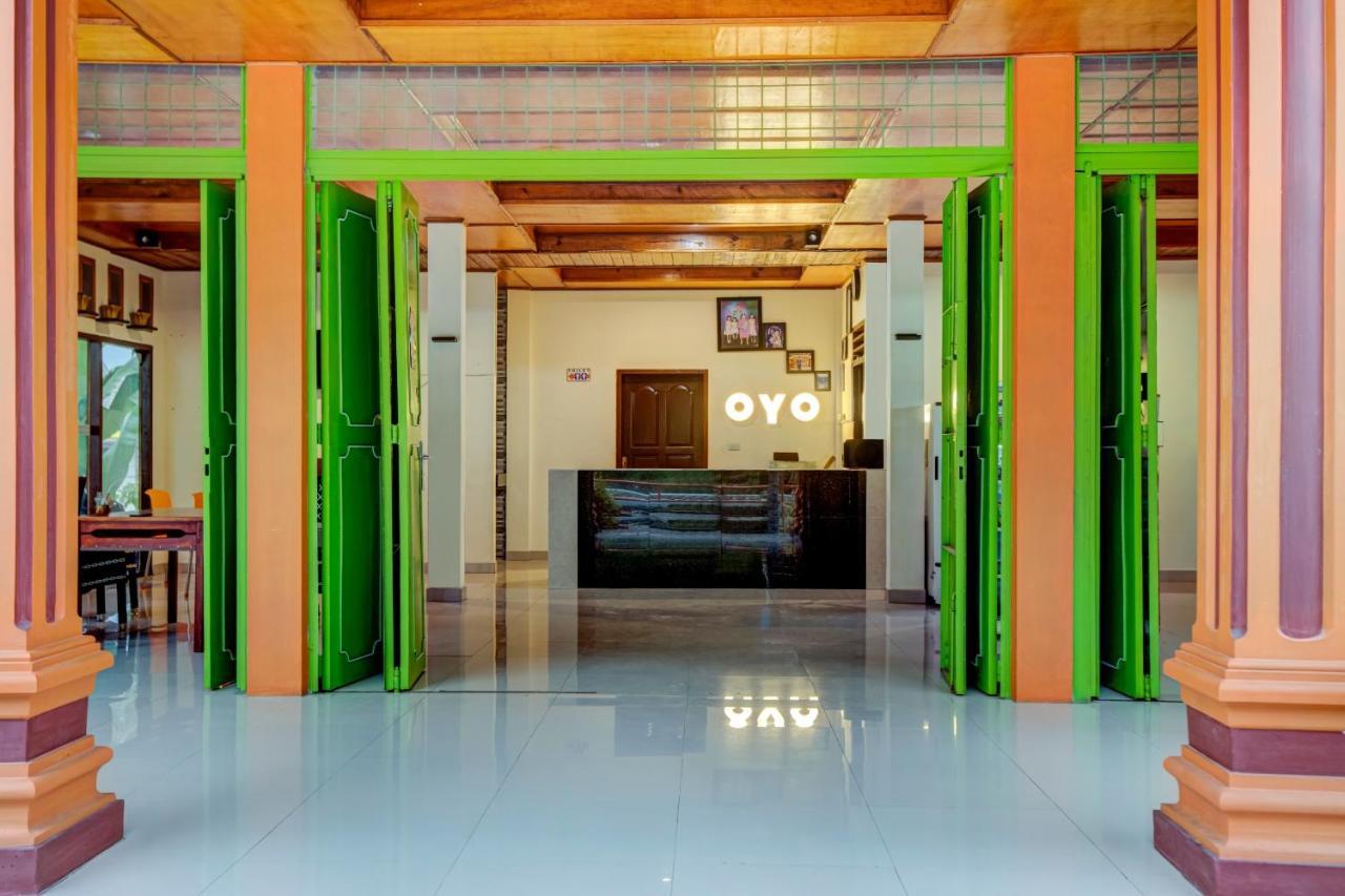 Oyo 3202 Hans Homestay Тук-Тук Екстер'єр фото